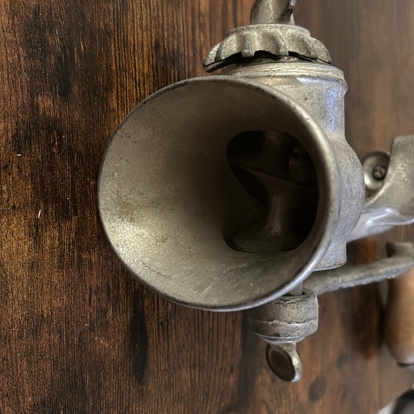 Vintage Mounted Food Grinder - Picture 7 of 7